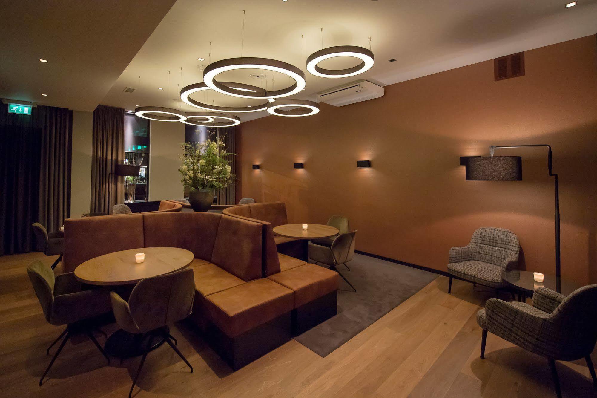 Hotel Central Роозендаал Екстериор снимка